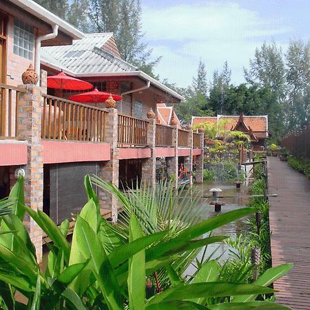 Sea Pines & Liberg Hotel Nai Yang Bagian luar foto
