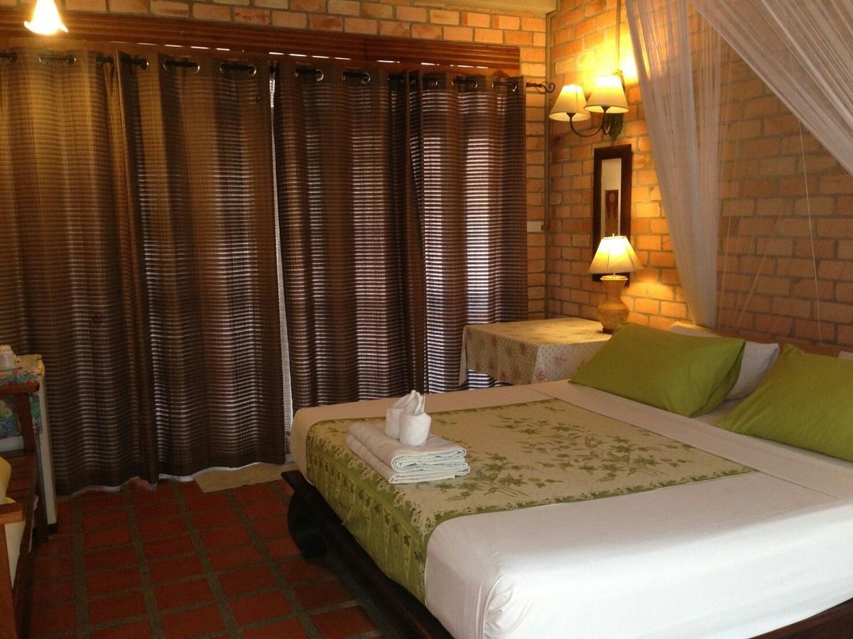 Sea Pines & Liberg Hotel Nai Yang Bagian luar foto