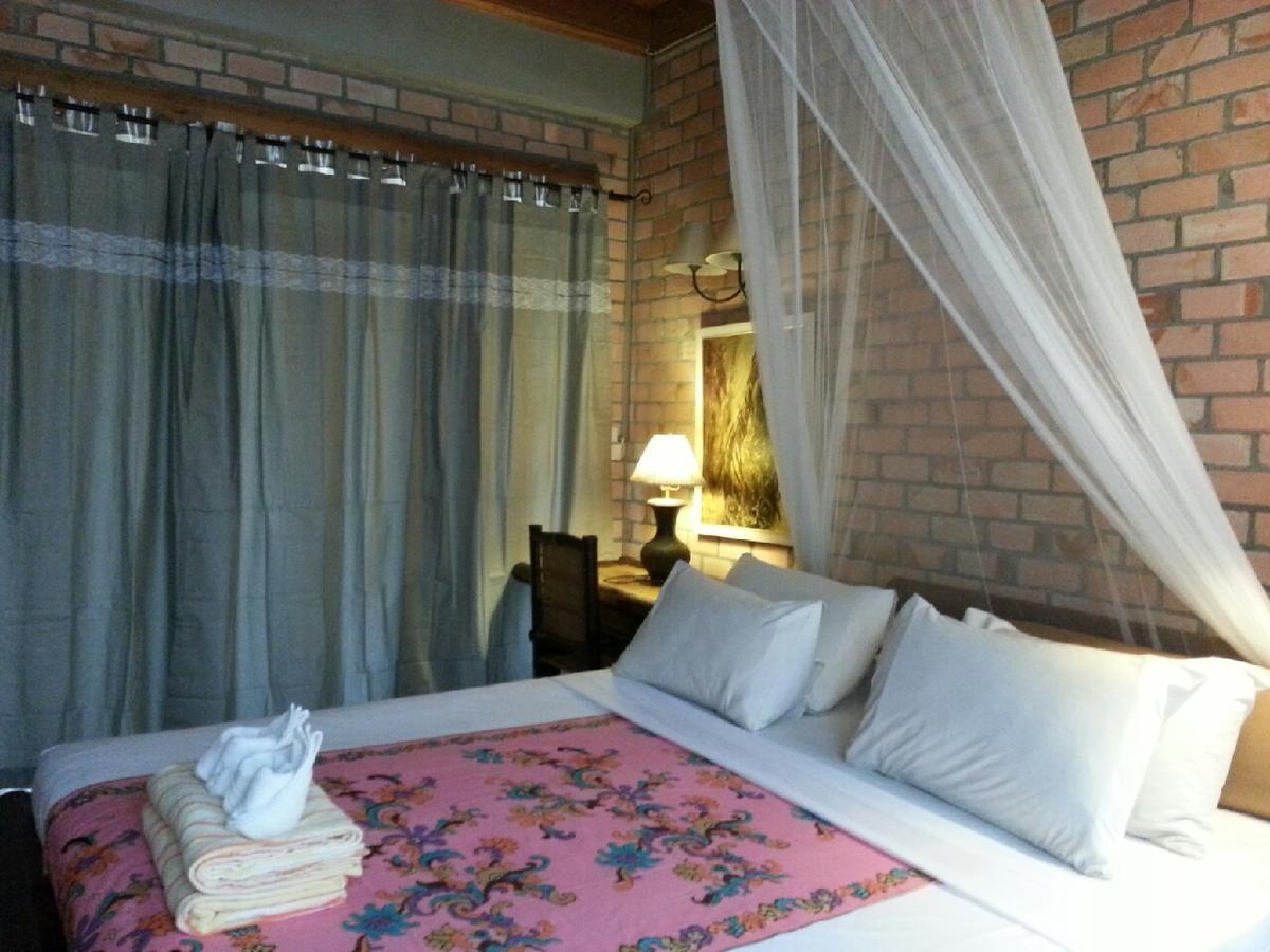 Sea Pines & Liberg Hotel Nai Yang Bagian luar foto